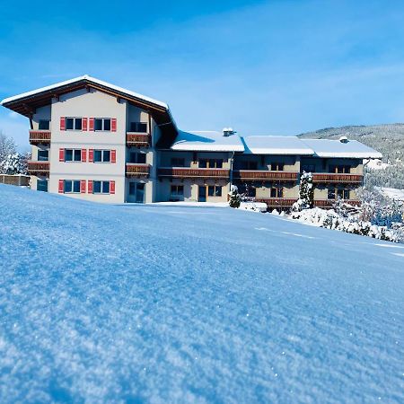 Appartmentanlage Isegrim Altenmarkt im Pongau Eksteriør billede